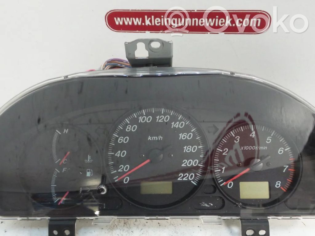 Speedometer (instrument cluster)   WQCB82A