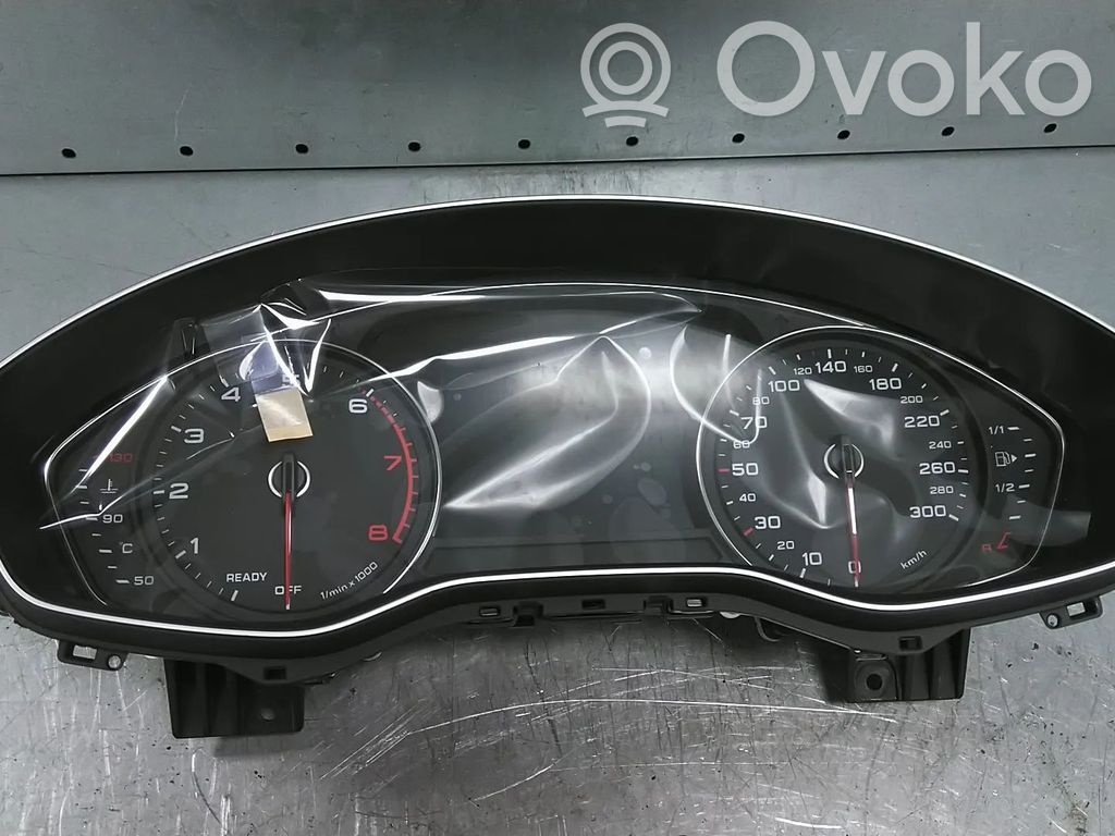 Audi A5 Speedometer (instrument cluster) 