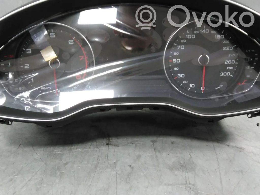 Audi A5 Speedometer (instrument cluster) 