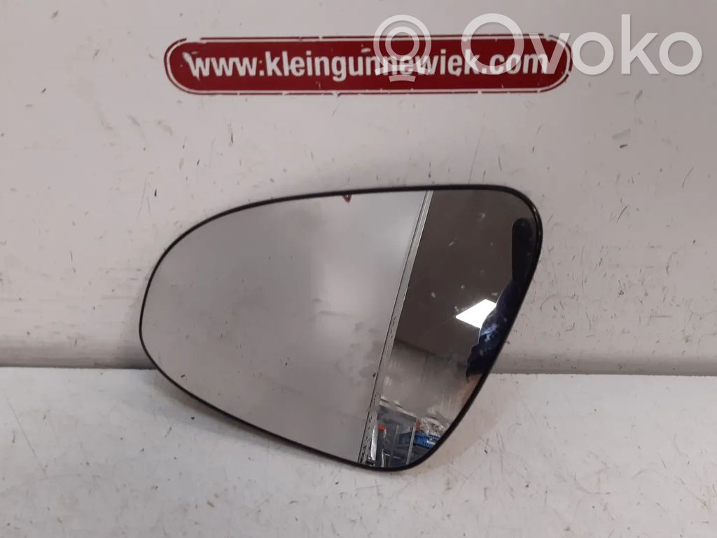 Toyota Auris E180 Sticlă oglindă laterală 