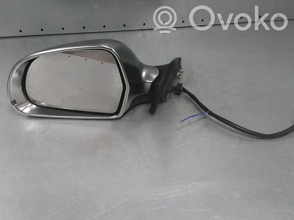 Elektryczne lusterko boczne drzwi przednich   8T1857409J