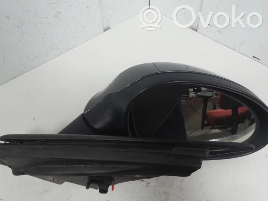 Front door electric wing mirror