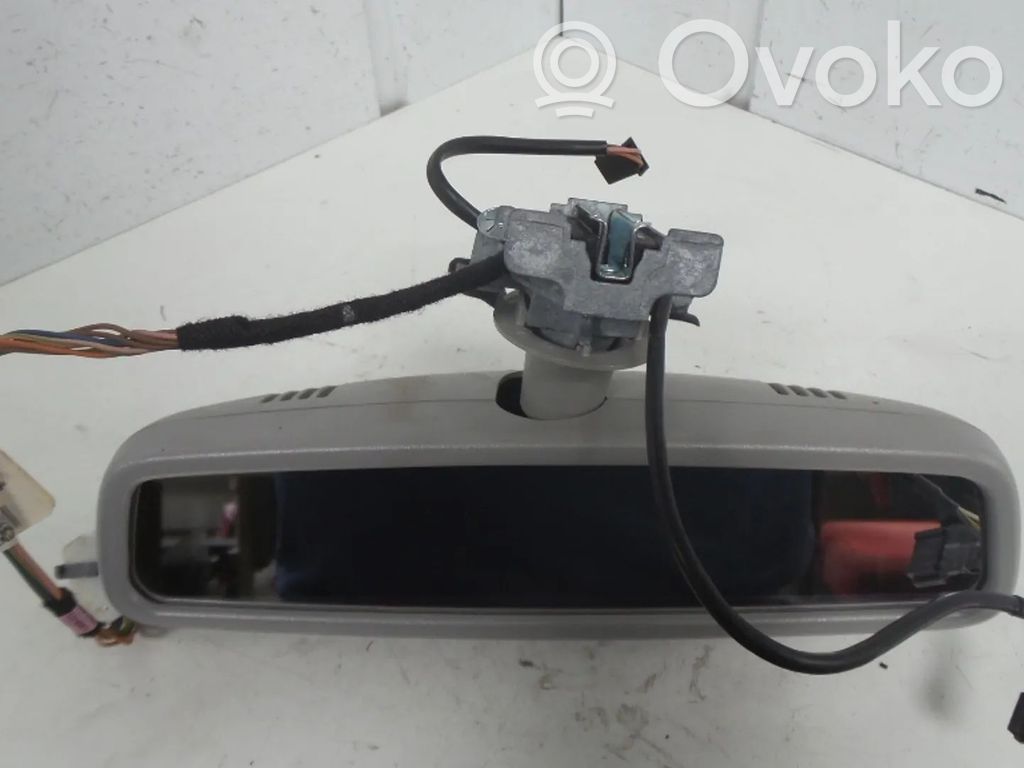 Embellecedor de espejo retrovisor