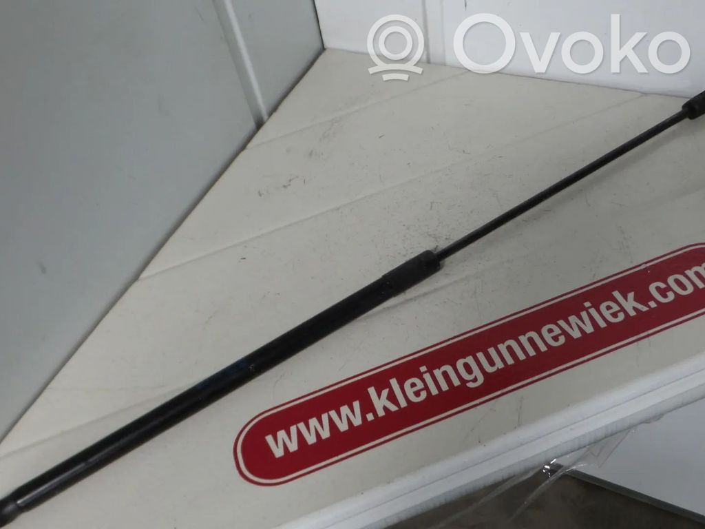 Volkswagen Touran III Amortizor capotă motor 