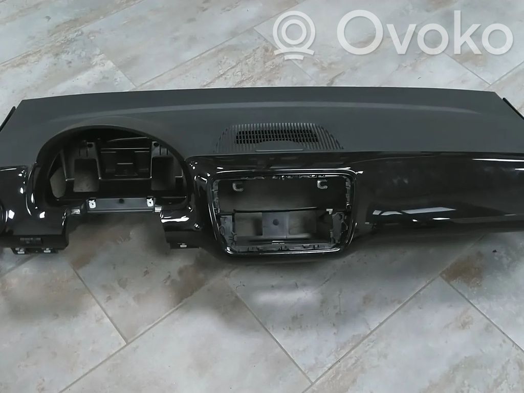 Volkswagen Up Panelis 