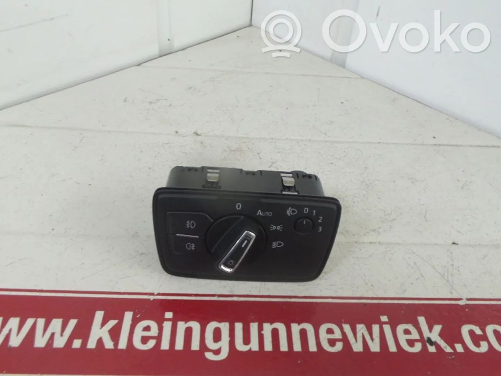 Volkswagen PASSAT B8 Altra parte interiore 