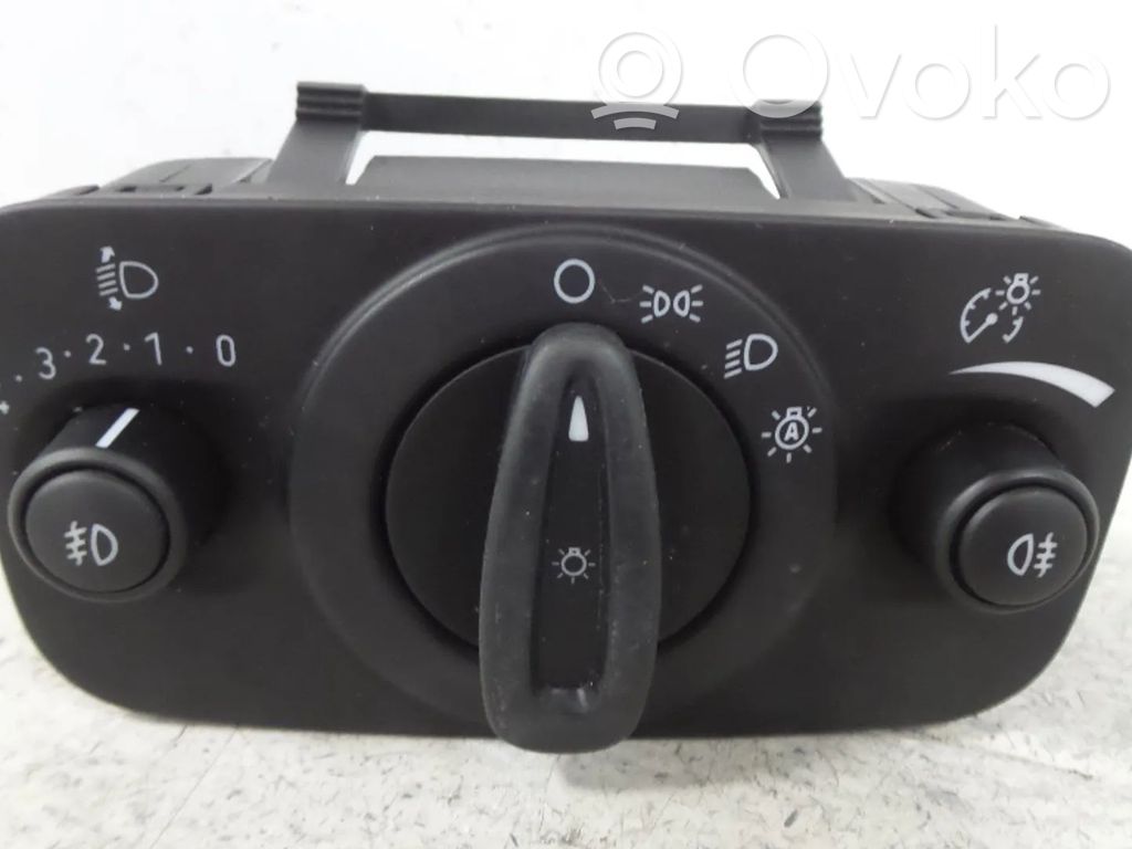 Altra parte interiore   AV6T13A024CC