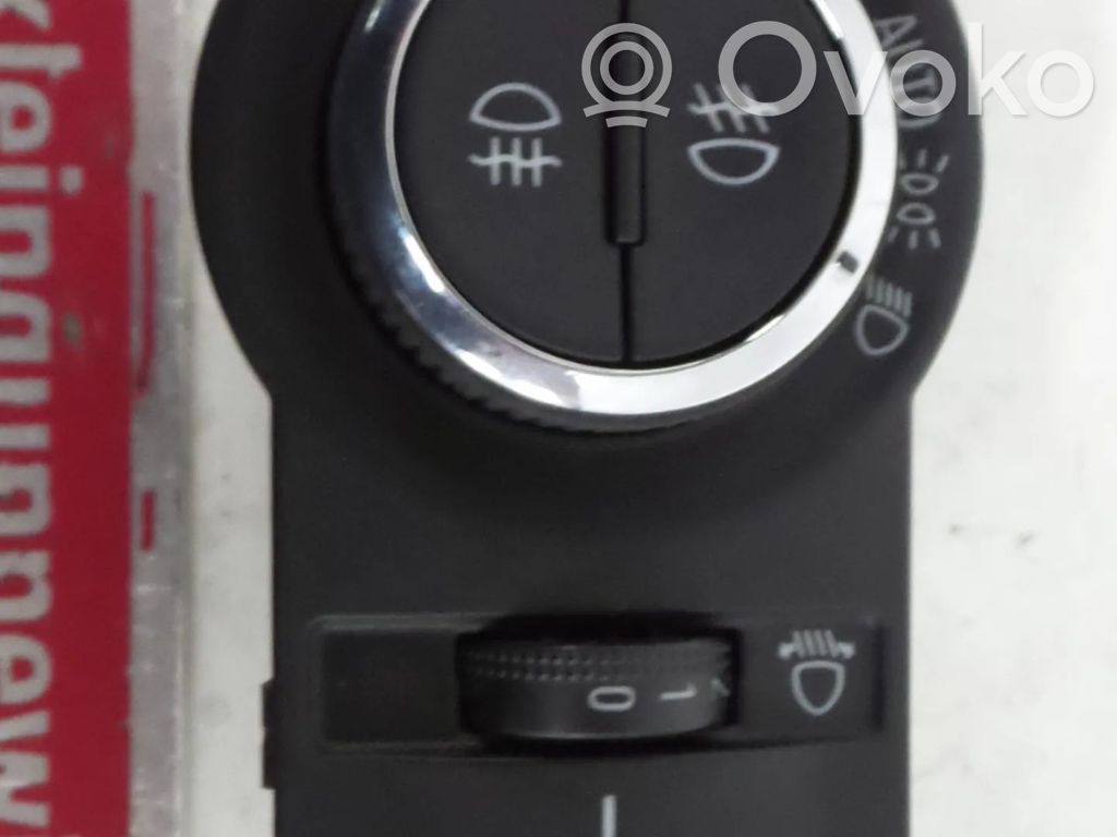Opel Astra J Otros repuestos del interior 