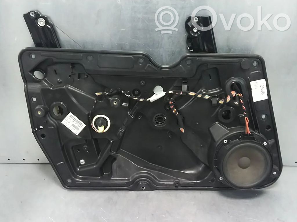 Volkswagen Golf VI Meccanismo di sollevamento del finestrino anteriore senza motorino 