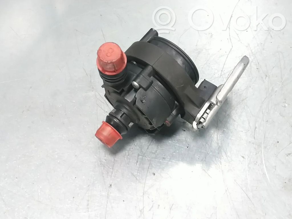 BMW 4 F32 F33 Pompa wody 