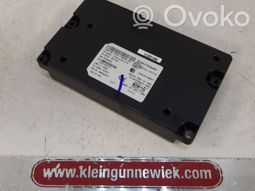 Head unit multimedia control   EK2T14B428EB