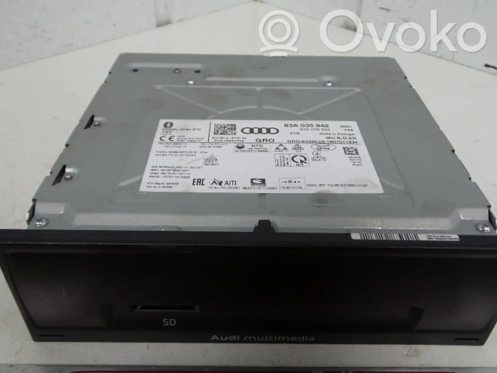 Head unit multimedia control   83A035842