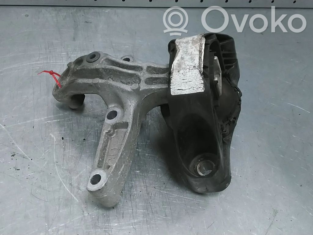 Renault Talisman Engine mount bracket 