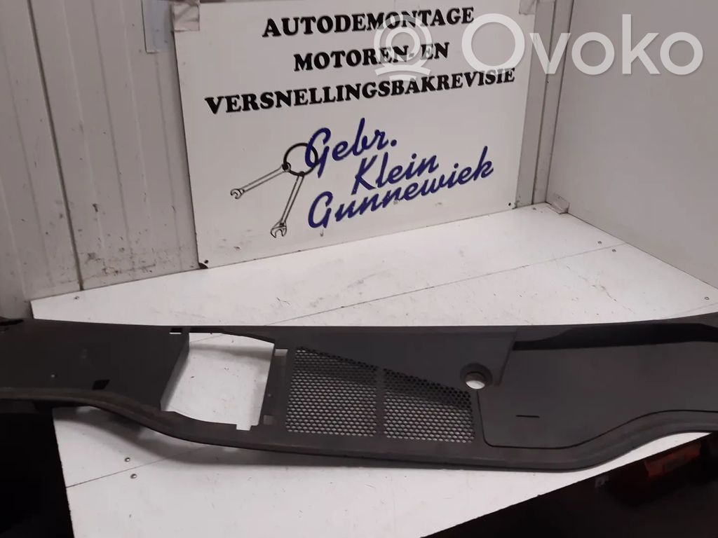 Audi e-tron Wiper trim 