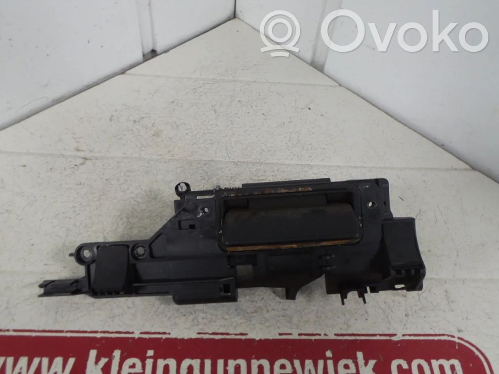 Mercedes-Benz Vaneo W414 Maniglia di rilascio/apertura del portellone posteriore