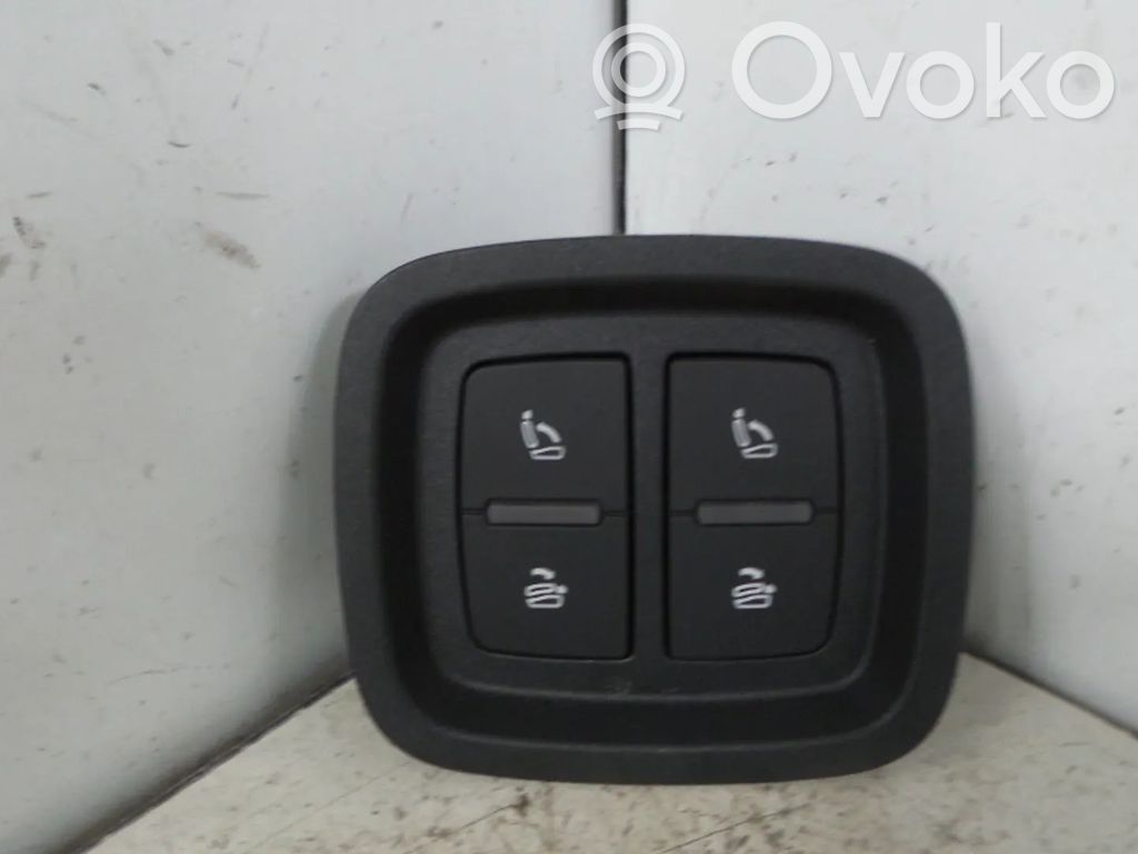 Audi Q7 4M Otros repuestos del interior 