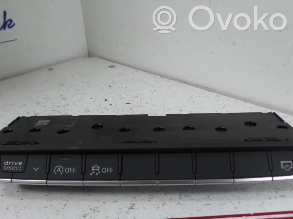Audi A5 Otros repuestos del interior 