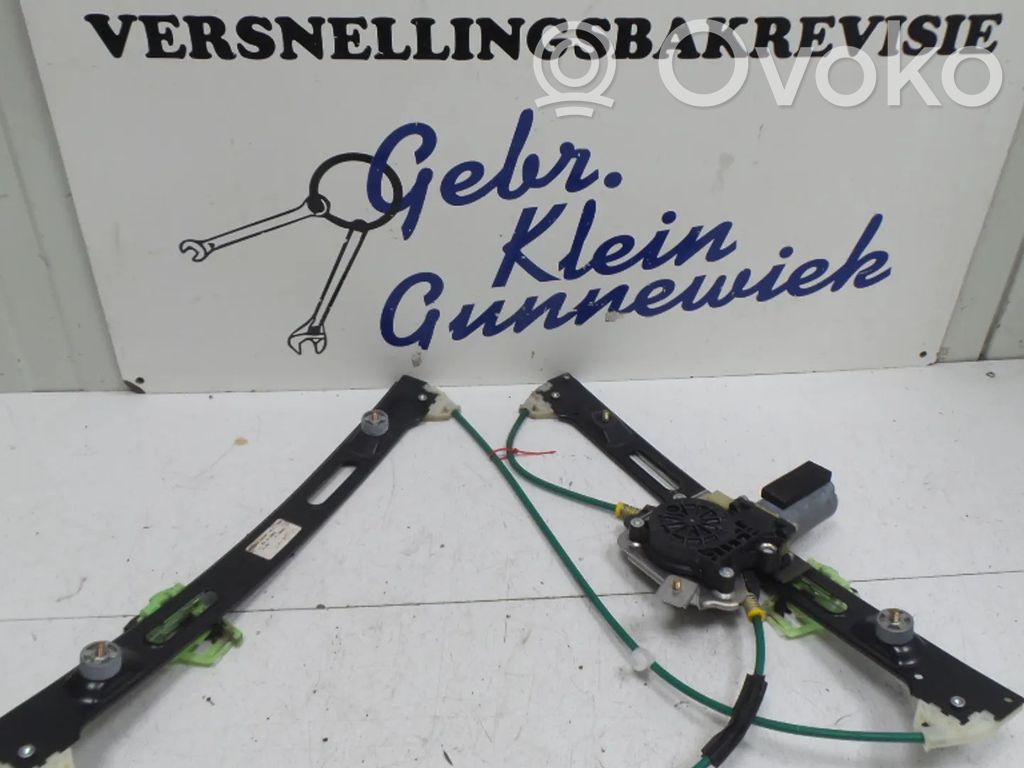 BMW 3 E46 Front door window regulator motor 