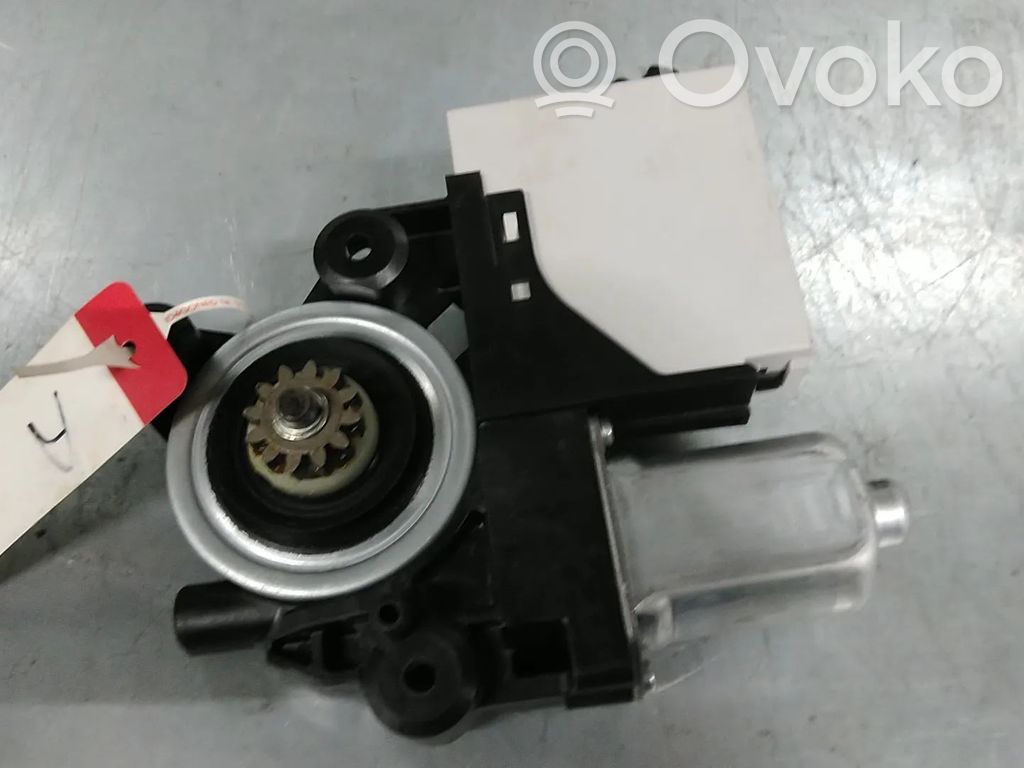 Ford Kuga I Motor del regulador de la ventanilla de la puerta delantera 