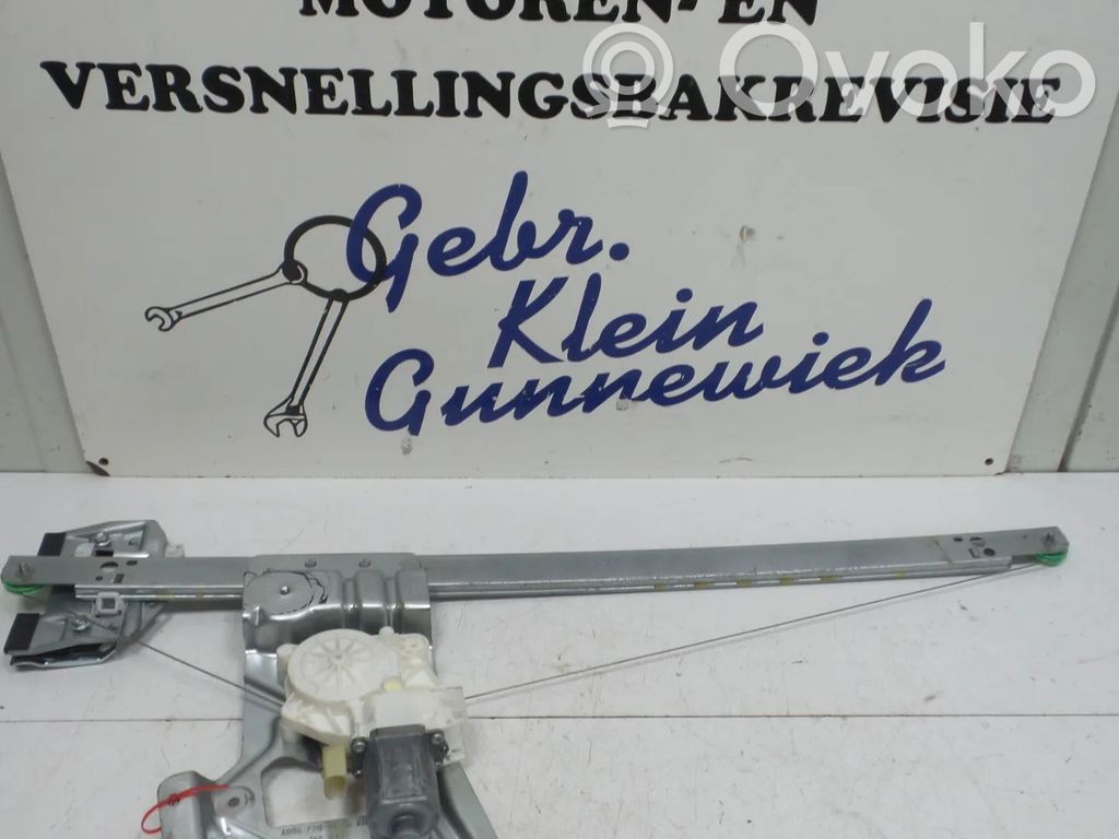 Mercedes-Benz Sprinter W906 Silnik regulatora szyby drzwi przednich 
