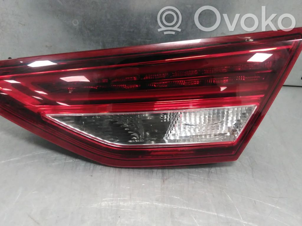 Seat Leon (5F) Galinis žibintas kėbule 