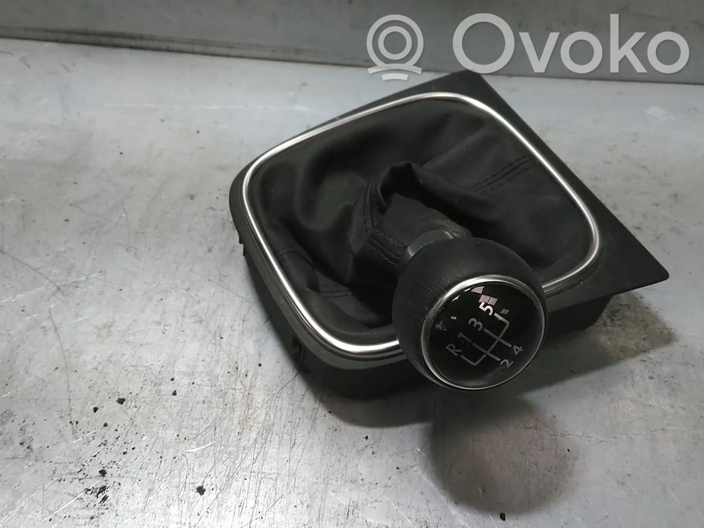 Volkswagen Golf VI Autres pièces intérieures