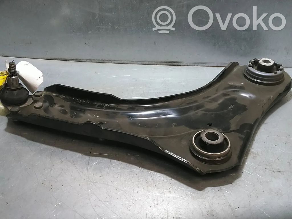 Renault Scenic III - Grand scenic III Braccio di controllo sospensione anteriore inferiore/braccio oscillante