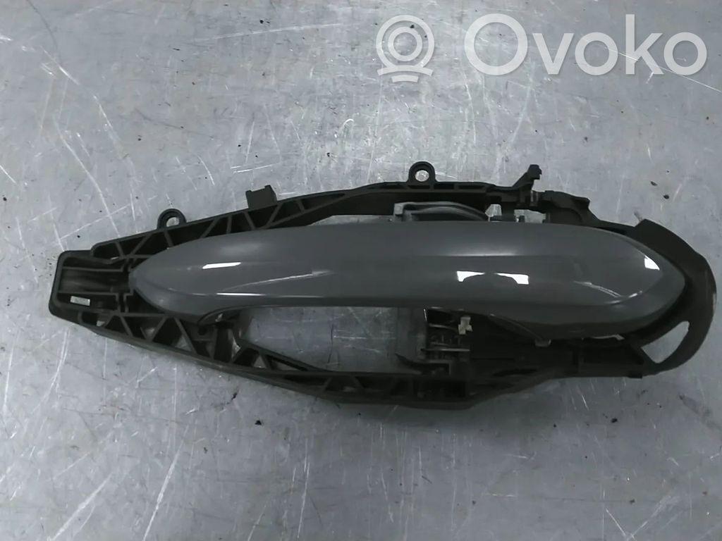 BMW 5 G30 G31 G38 Osłona klamki drzwi przednich 