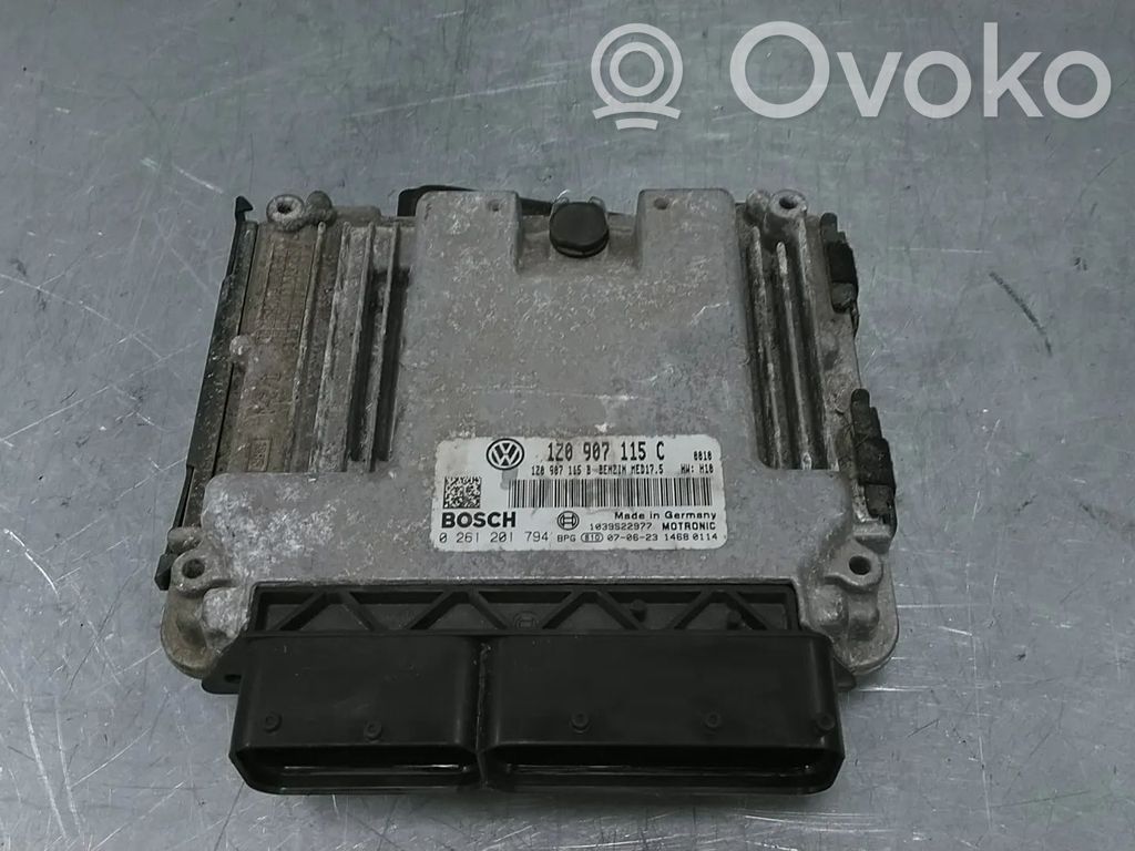 Skoda Octavia Mk2 (1Z) Engine control unit/module 