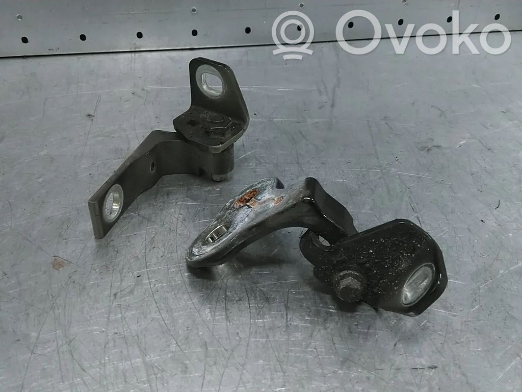 Ford Focus Front door hinge set 