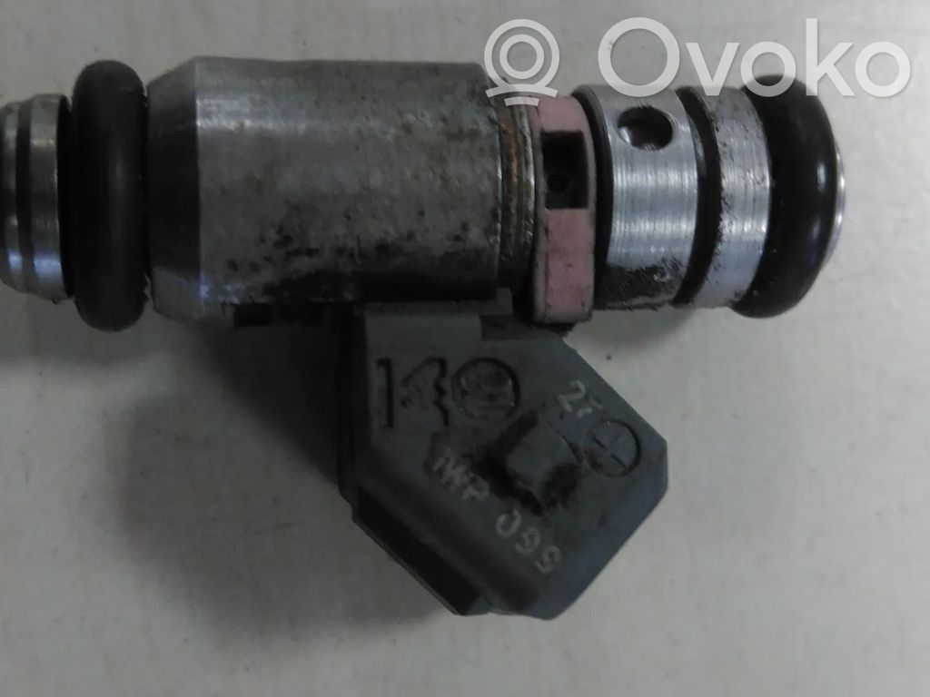 Renault Clio II Inyector de combustible 