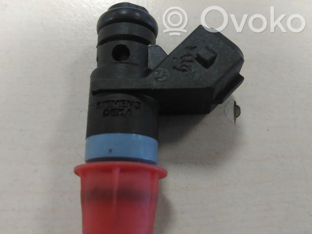 Dacia Logan I Fuel injector 