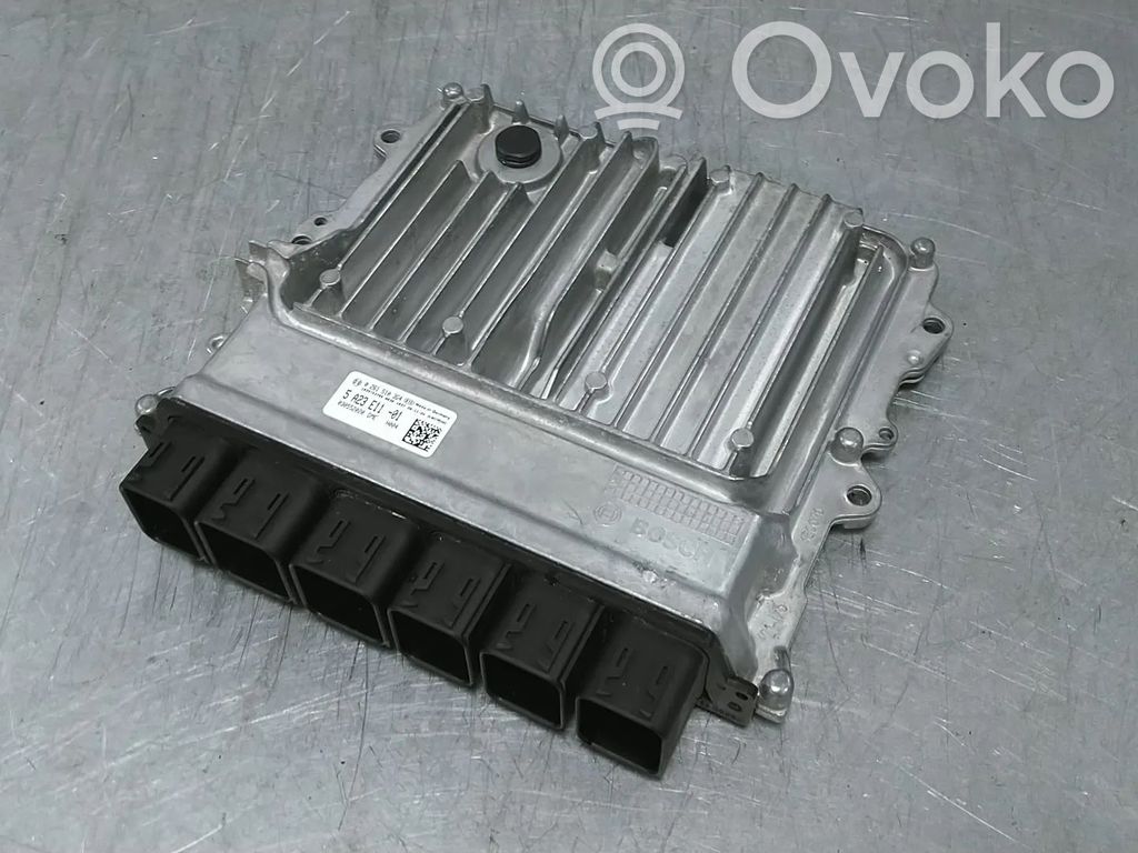 BMW 3 G20 G21 Engine control unit/module 