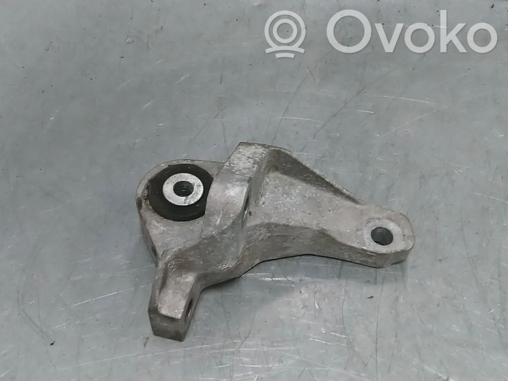 Ford Focus Pārnesumkārbas spilvens 