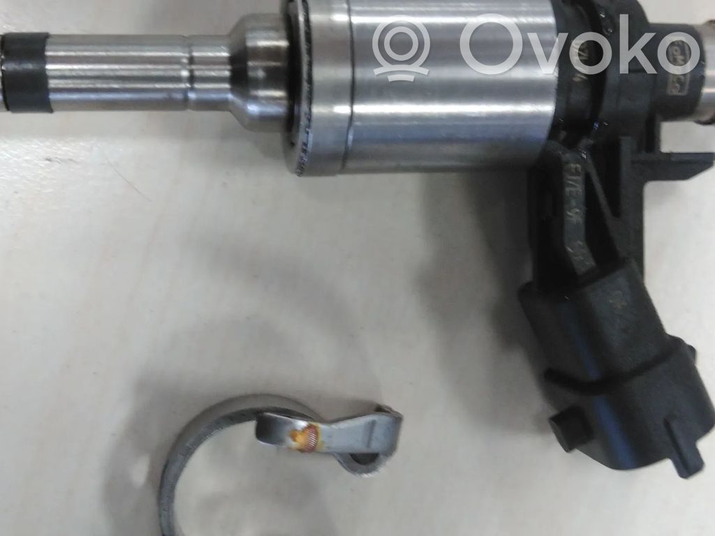Ford Mustang VI Fuel injector 