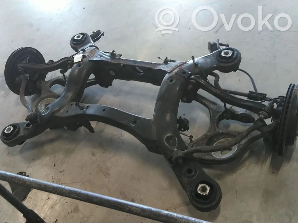 Jeep Grand Cherokee Belka osi tylnej 