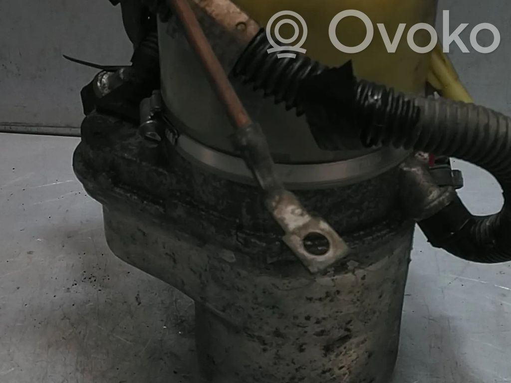 Opel Astra G Ohjaustehostimen pumppu 