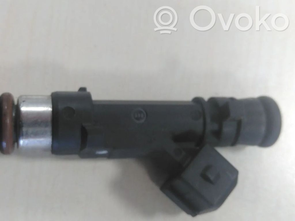 Opel Agila A Fuel injector 