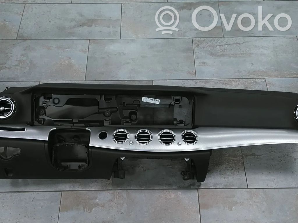 Kojelauta   A2136809404,A21368094049K00
