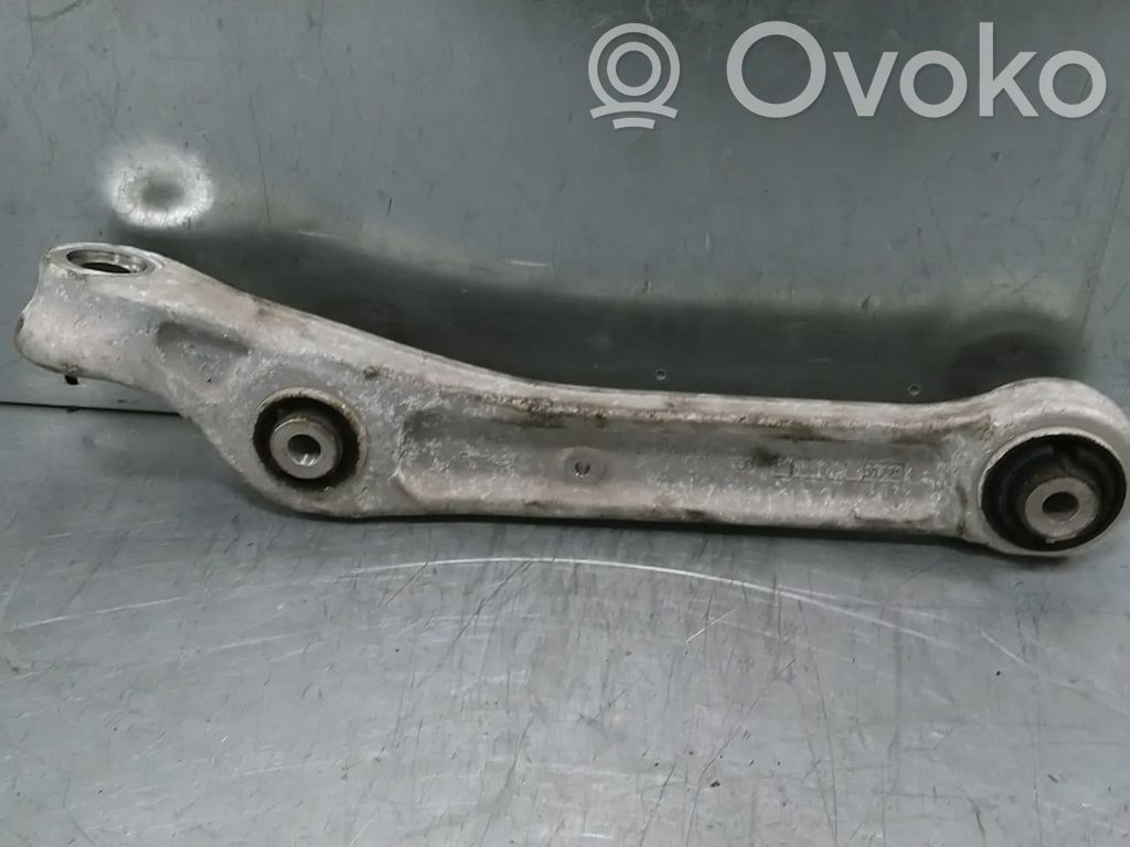 Etutukivarsi   8W0407155A,8W0407151A,8W0407151C,CWGD
