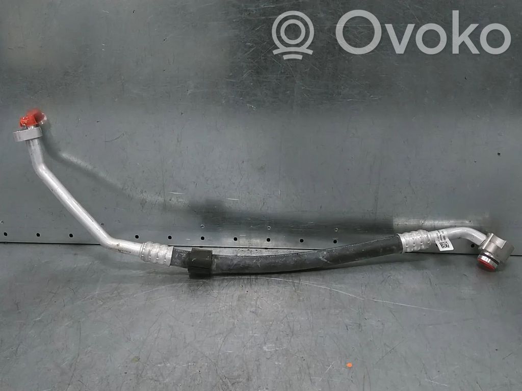 Ilmastointilaitteen putki (A/C)   8W0816743AR