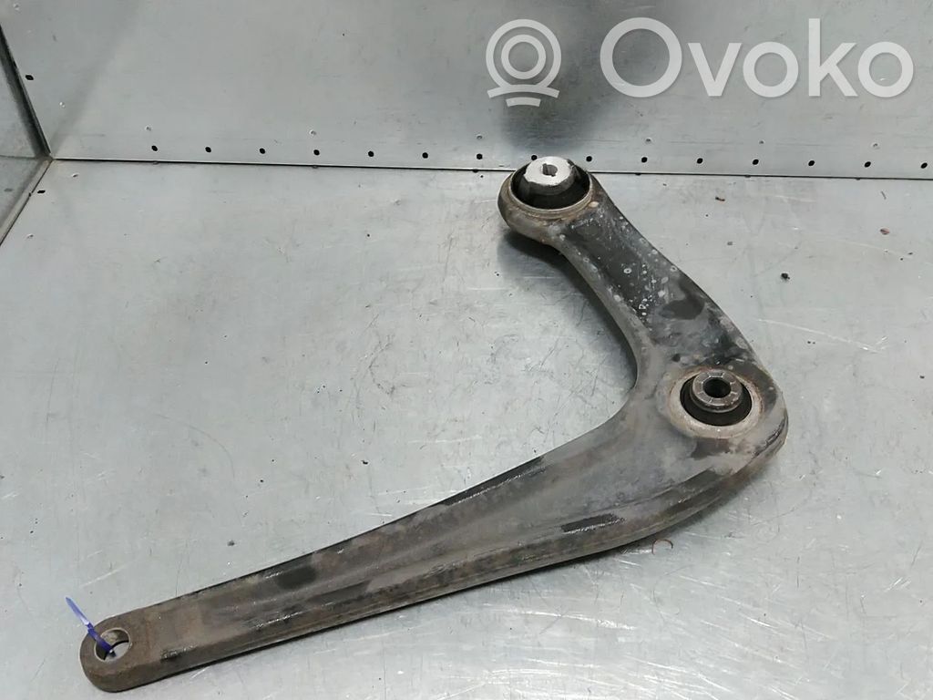Opel Vivaro Priekinė svirtis 