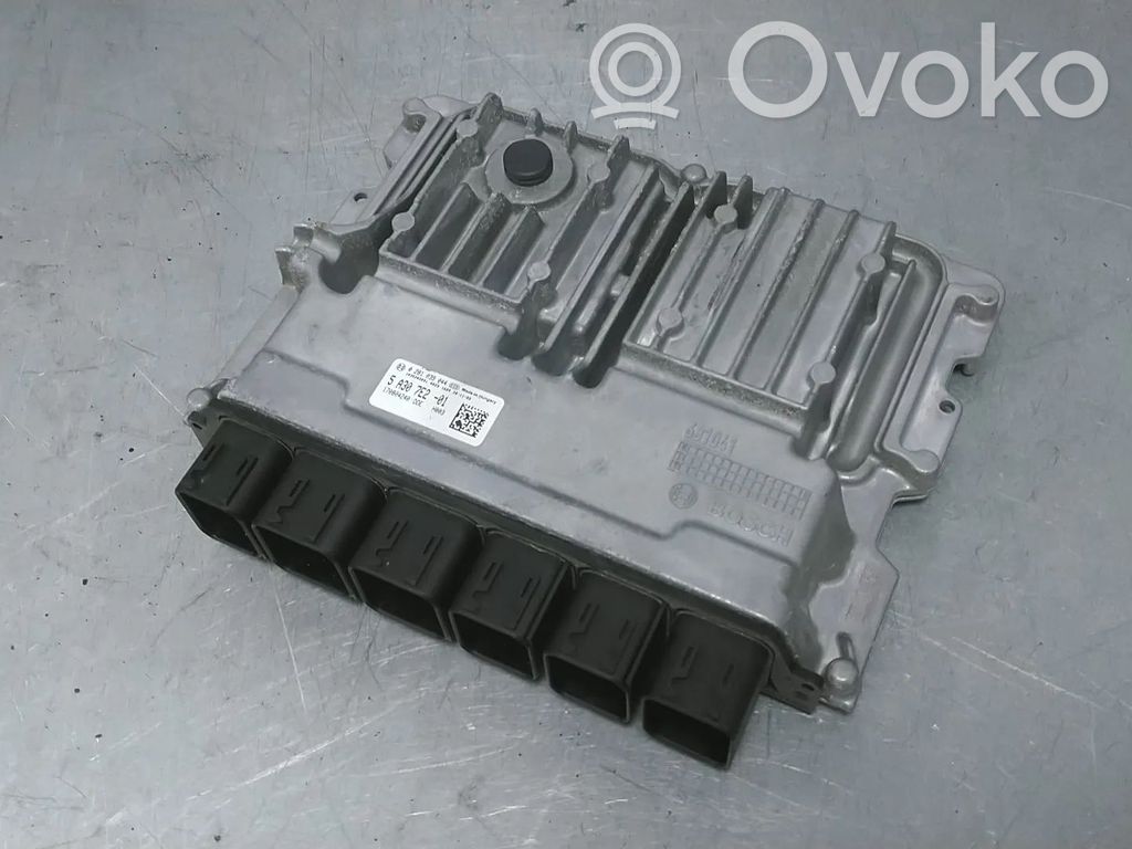 BMW 3 G20 G21 Unitate/modul de control motor 