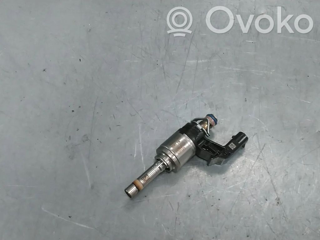 Volkswagen Golf VIII Injector combustibil 