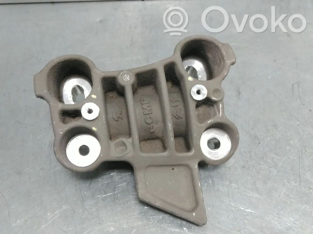 Opel Mokka B Dzinēja spilvens 