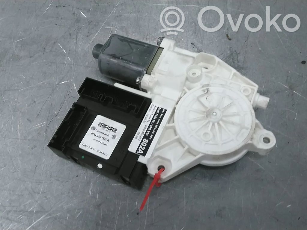 Audi A3 S3 8P Silnik regulatora szyby drzwi przednich 