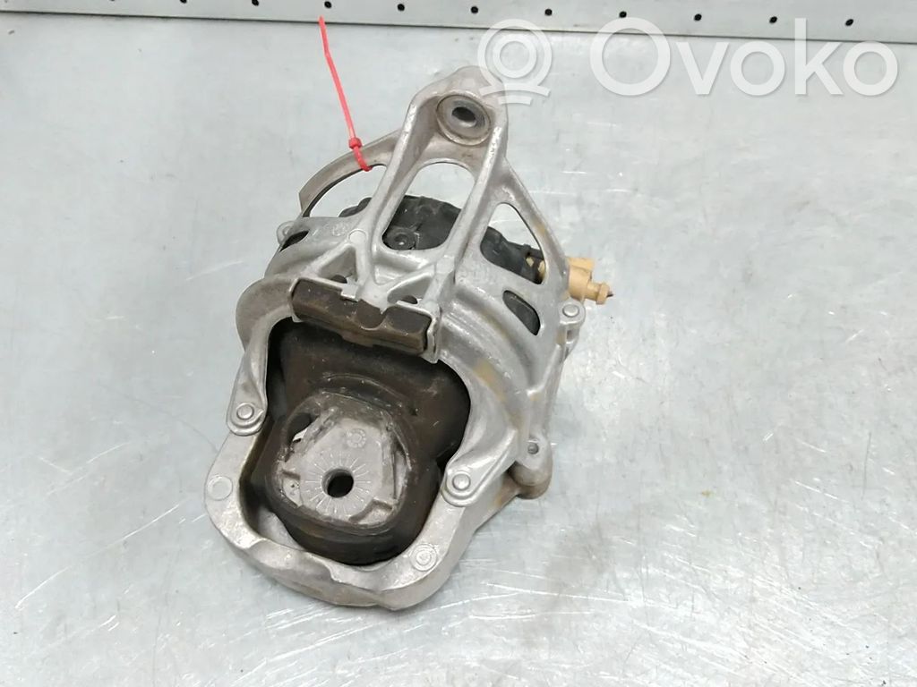 Audi A4 S4 B9 Engine mount bracket 