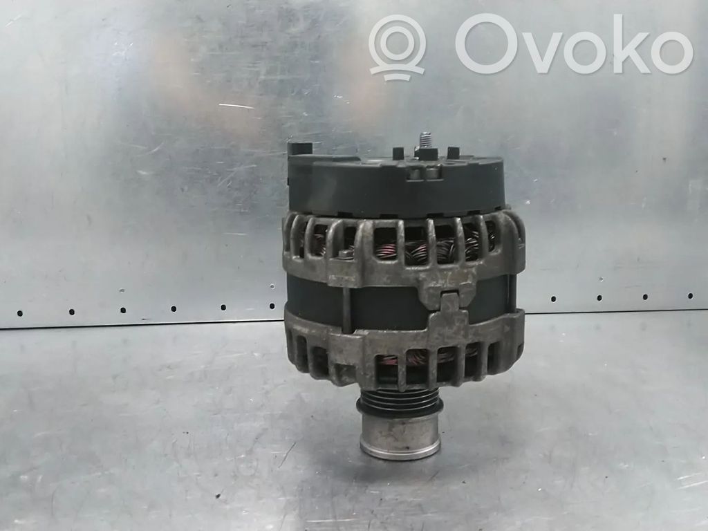Volkswagen PASSAT B8 Alternator 