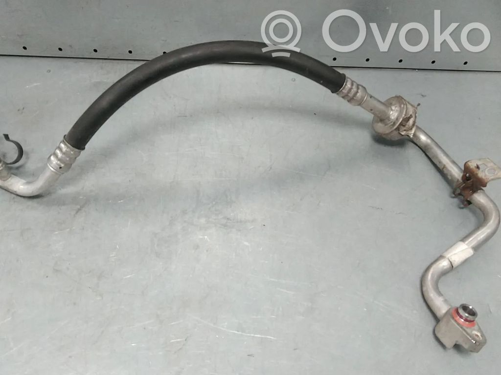 Ford Focus Gaisa kondicioniera caurulīte (-es) / šļūtene (-es) 