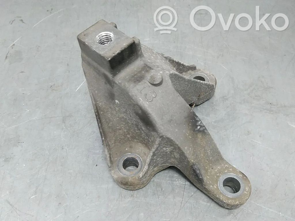 Ford Focus Gearbox mount 